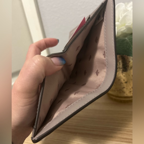 NWT Kate Spade Grove Street Tellie BiFold Wallet - Picture 3 of 5